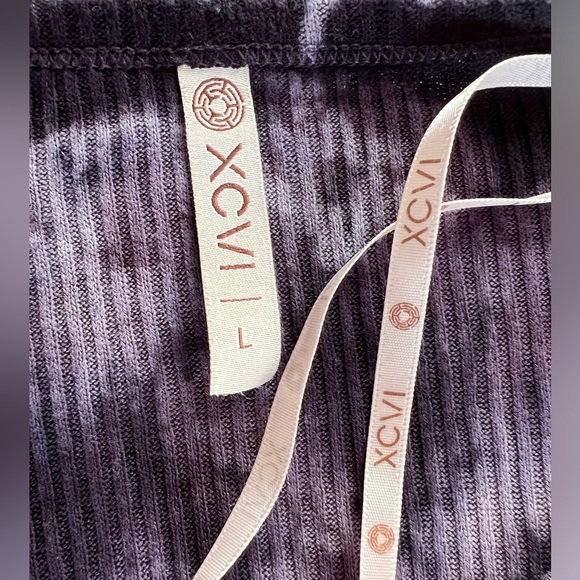 XCVI Purple Tie Dye Sweater Sz L - Picture 3 of 3